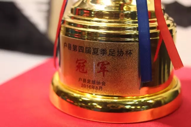 打假博主涉黑被抓，职业维权还是恶性敲诈？