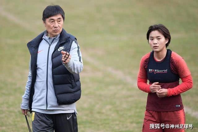 52岁汪涵的生活现状：安定于长沙，形象逐渐随性
